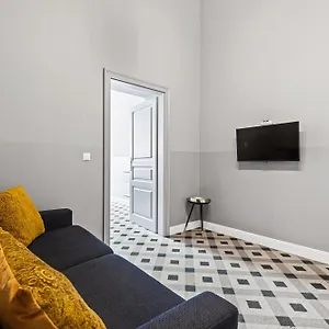 Kh Opera Apartahotel Viena