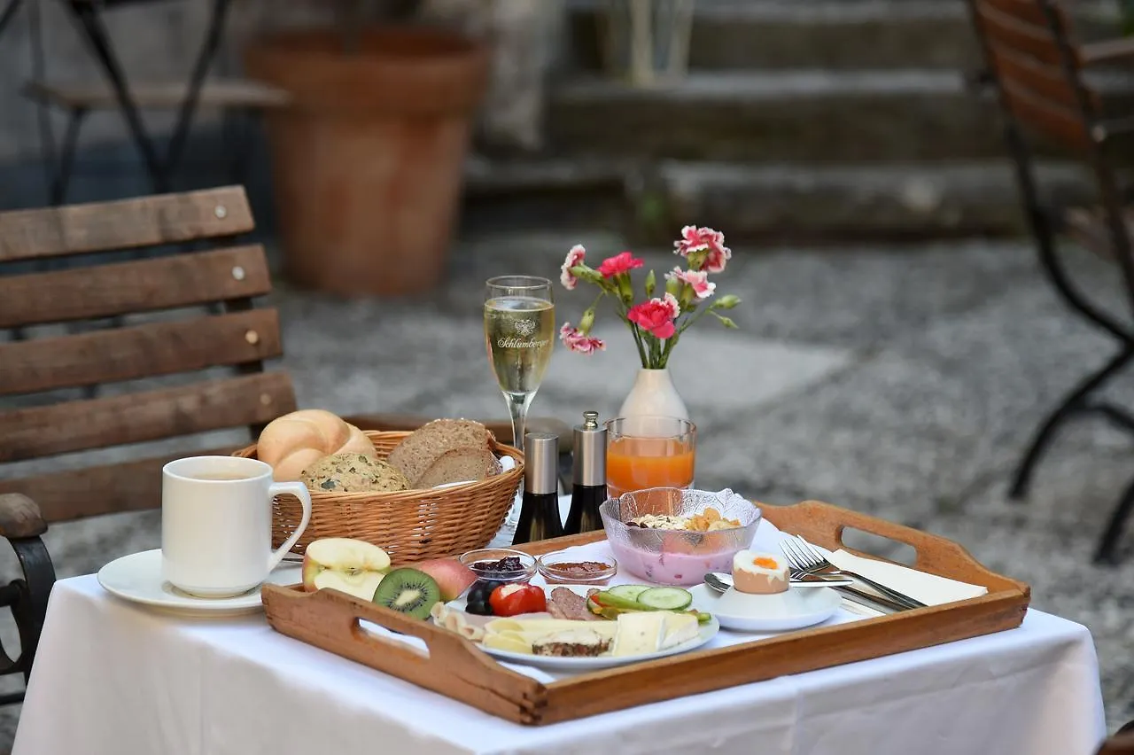 Hotel Krone 1512 Salzburg 3*,  Austria