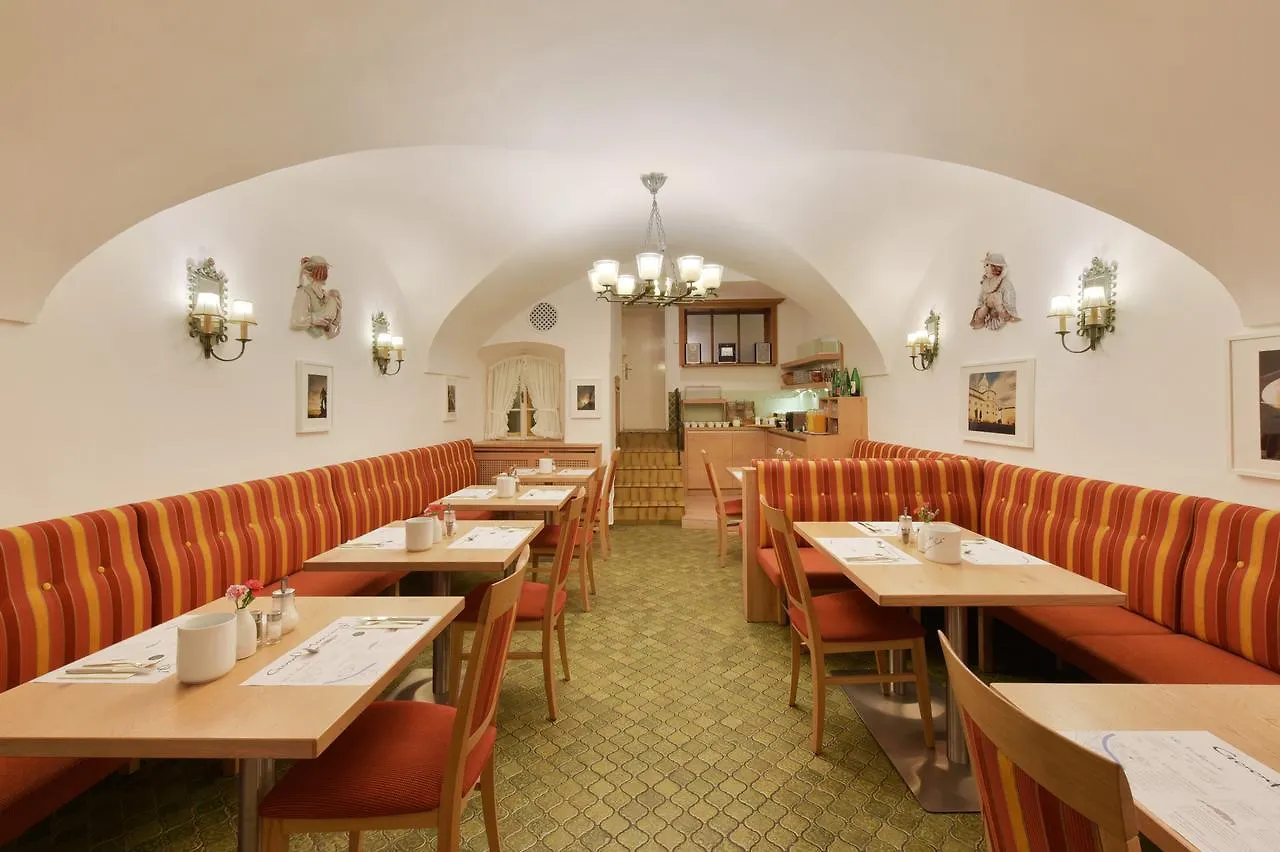 Hotel Krone 1512 Salzburg 3*,